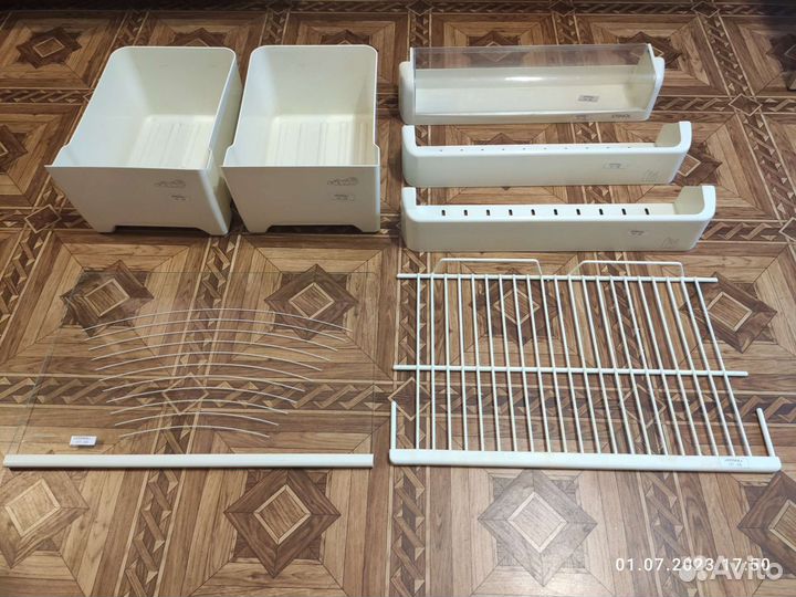 Полки, ящики, ручка для холодильника Indesit, Nord
