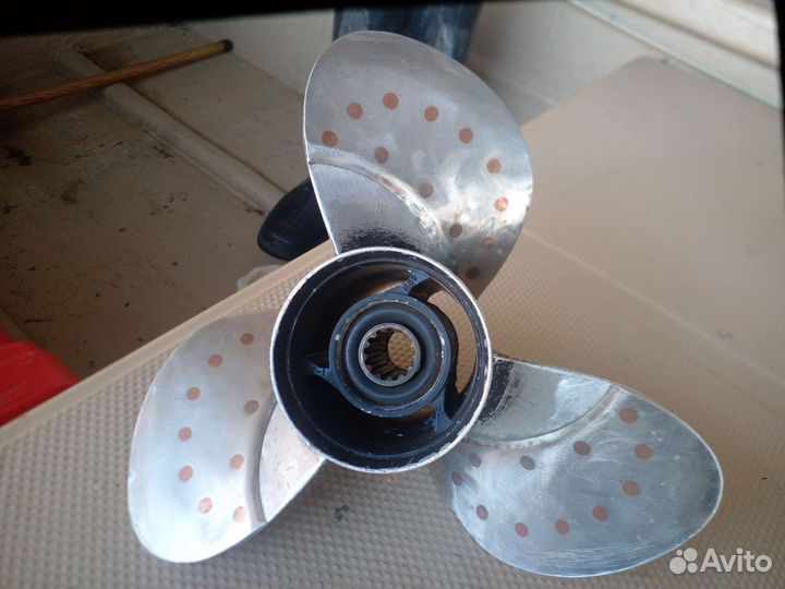 Винт yamaha 40-60