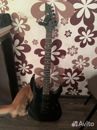 Электрогитара ibanez с комбиком