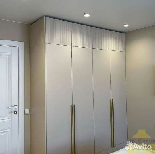 Шкафчик для ванной