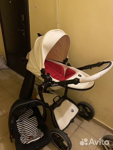 Продаю коляску 3 в 1 Foo Foo