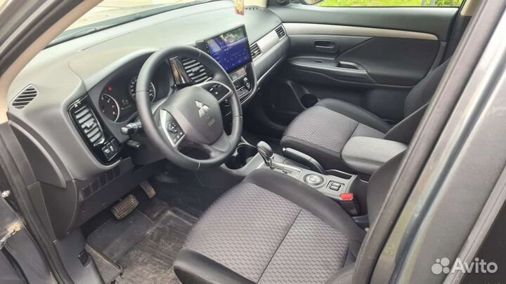 Mitsubishi Outlander 2.0 CVT, 2014, 81 000 км