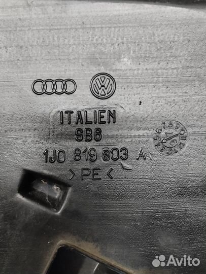 Воздуховод салона VAG