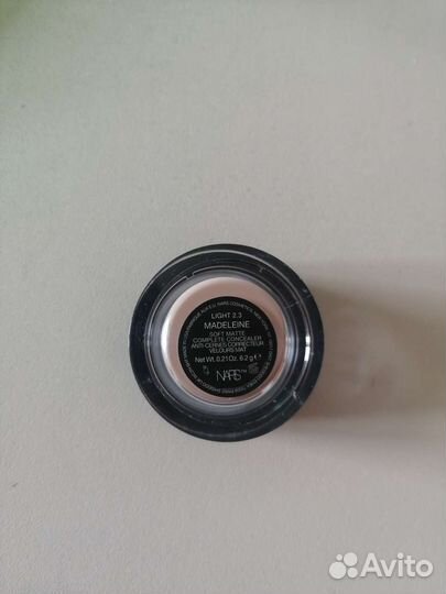 Nars консилер в оттенке 2.3 madeleine
