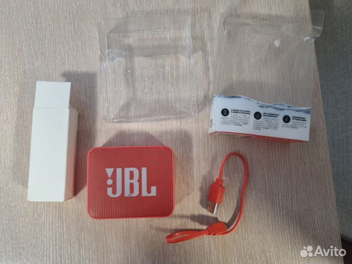 Блютуз колонка jbl go 2
