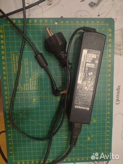 Блок питания Lenovo