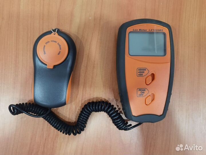 Люксметр Lux Meter LX1020BS