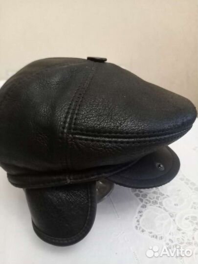 Мужские кепки кожаные на натуральном меху