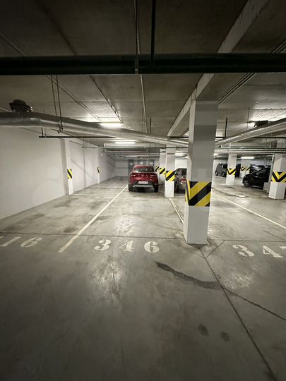 Машиноместо, 11 м²