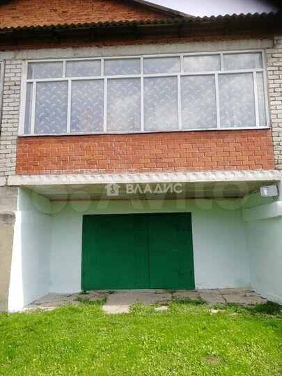 Дом 227,8 м² на участке 12 сот.