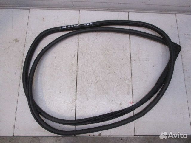 Уплотнитель двери Nissan Teana 2 (J32)