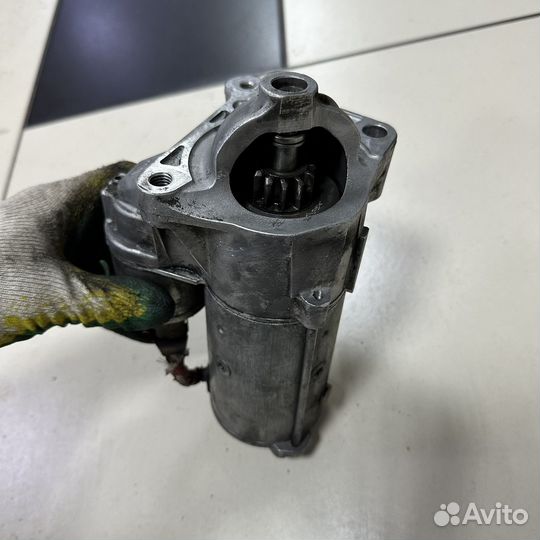 Стартер Renault Megane 2 / Laguna 2 D7R49