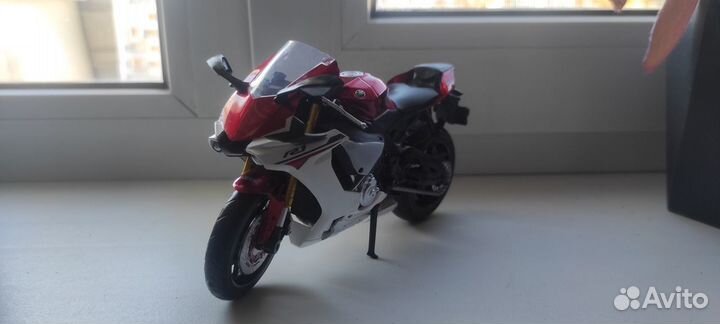 Модель мотоцикла 1:12