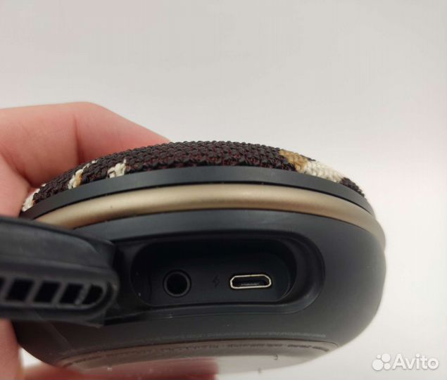 Новая беспроводная колонка JBL clip 3