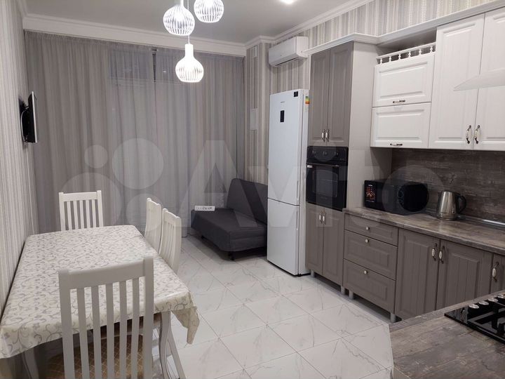 1-к. квартира, 53 м², 4/8 эт.