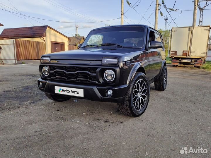 LADA 4x4 (Нива) 1.7 МТ, 2016, 108 000 км