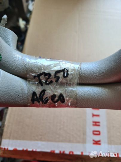 Ручка потолка Chevrolet Aveo T250 2008