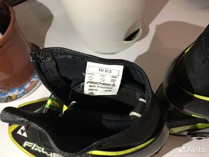 Продаю лыжные ботинки Fischer