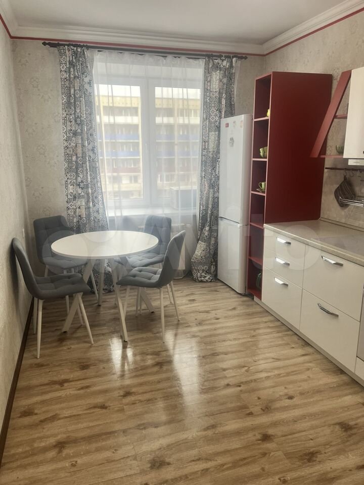 2-к. квартира, 58 м², 4/16 эт.