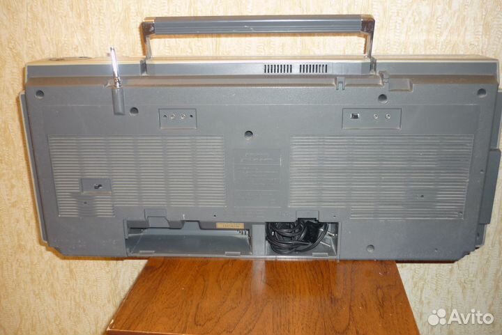Магнитола sanyo