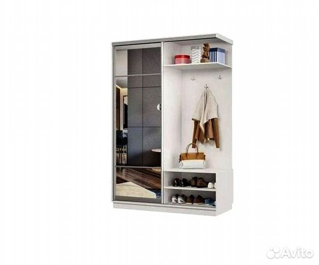Шкаф купе с зеркалом