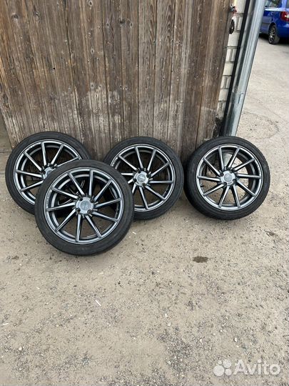 Accelera 651 205/45 R17 и 3.75/45 R55