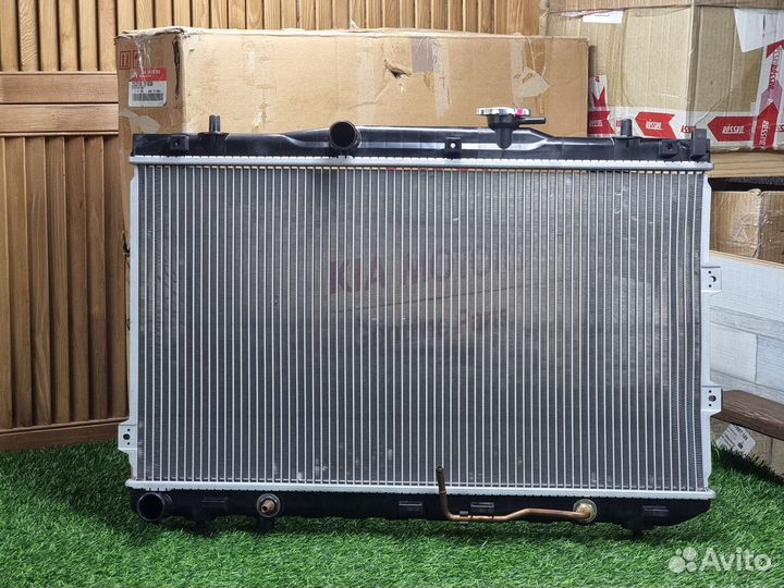 Радиатор Kia Cerato LD АКПП 253102F030