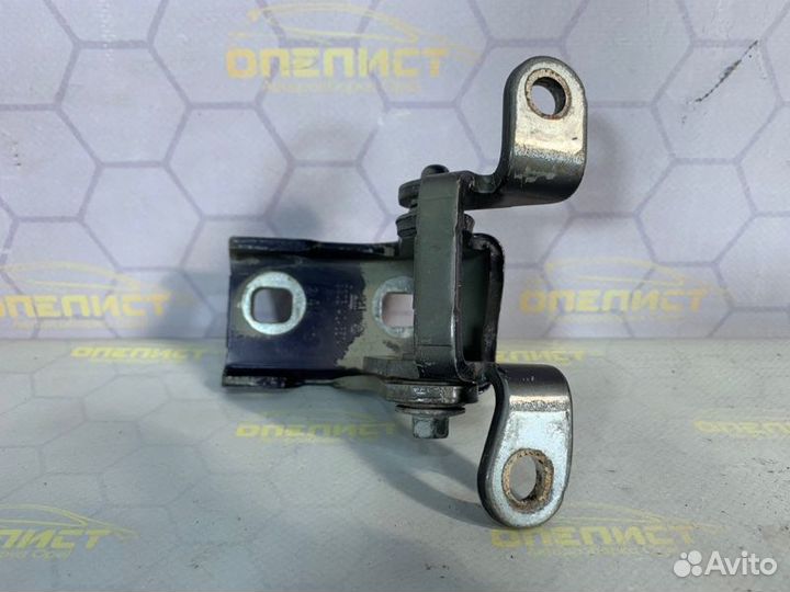 Петля двери верхняя передняя левая Opel Insignia A
