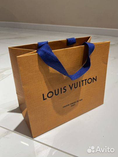 Серьги Louis Vuitton