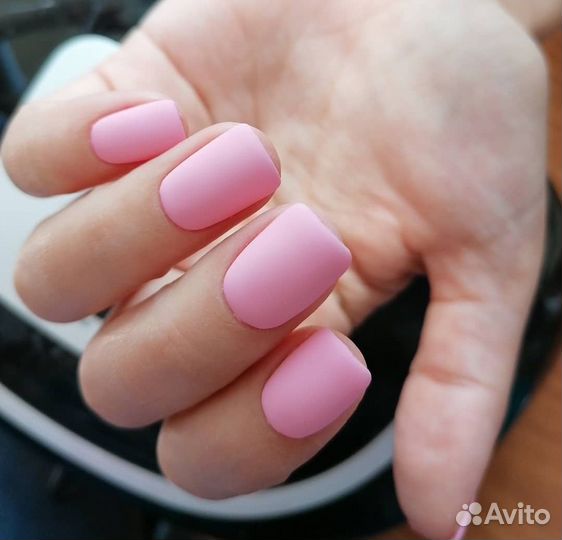 Маникюр и педикюр