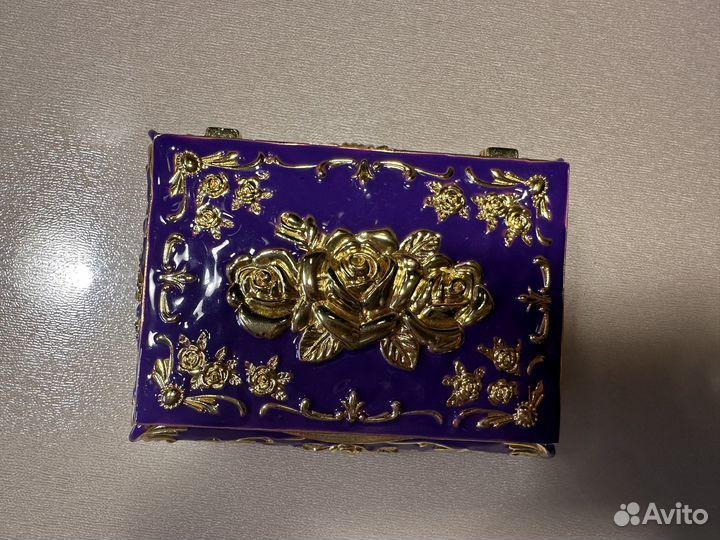 Шкатулка для украшений