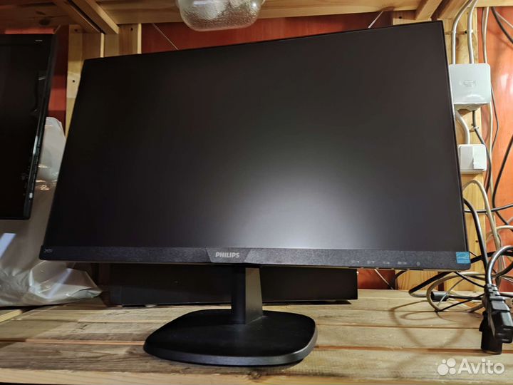 ЖК монитор Phillips 24 дюйма 243v7qsb/iPS/DVI