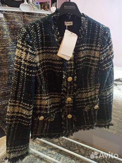 Женские вещи бренда Моцарт