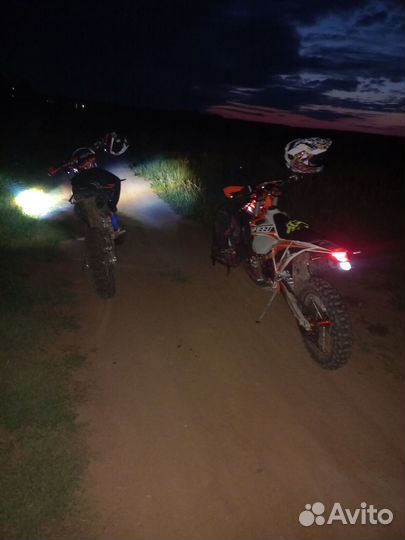 Мотоцикл XGZ ZH250GY-4B-PR250-EFI на инжекторе