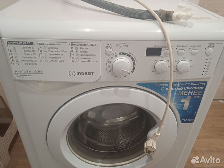 Стиральная машина indesit