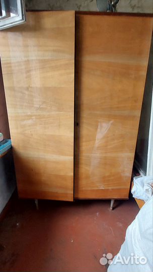 Шкаф