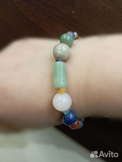 Браслет из самоцветов