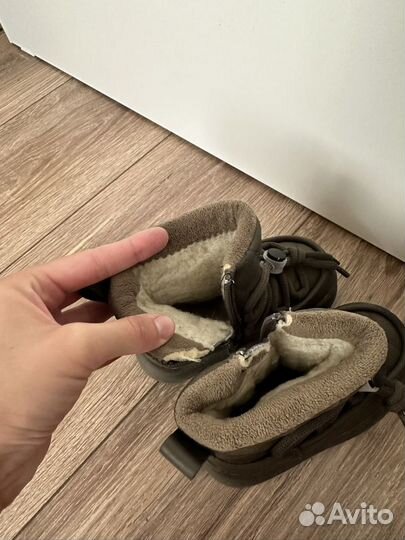 Зимние ботинки на мальчика угги