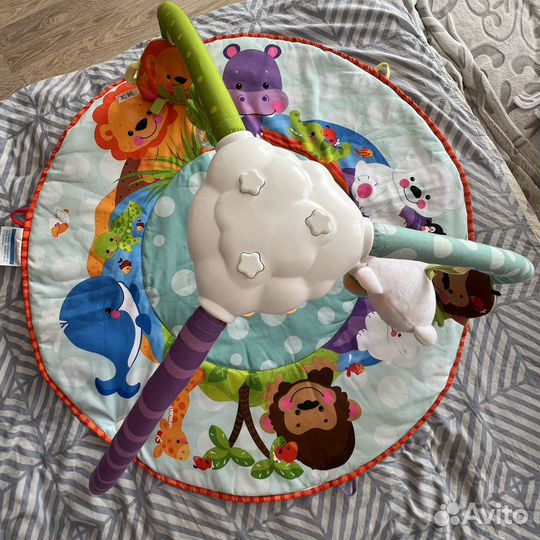 Развивающий коврик с дугами