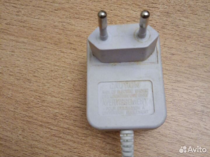 Зарядное устройство