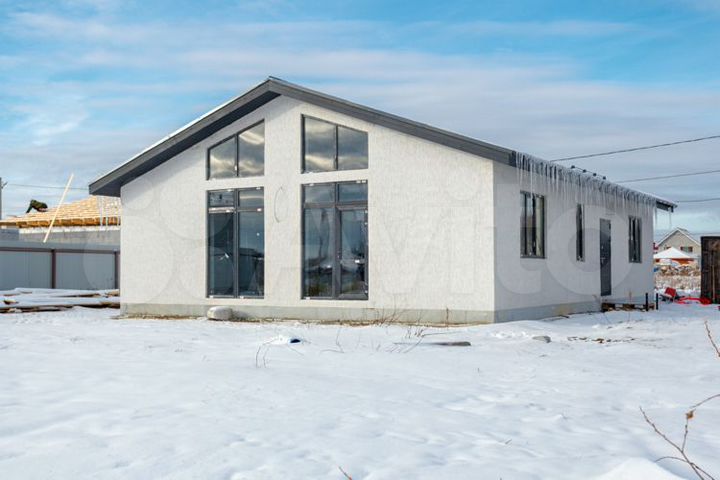 Дом 140 м² на участке 8 сот.