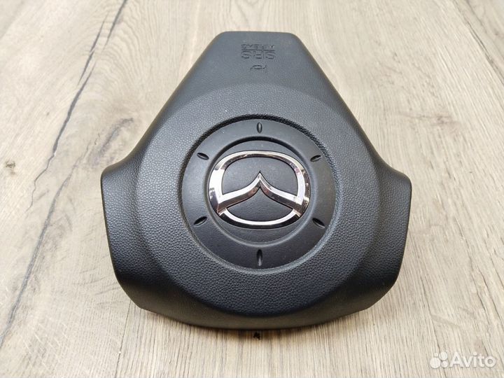 Крышка подушки безопасности Mazda 3 BK 1.6 2007