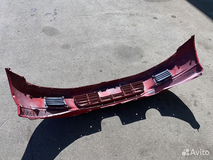Бампер передний Mitsubishi Galant EA0 MR214724