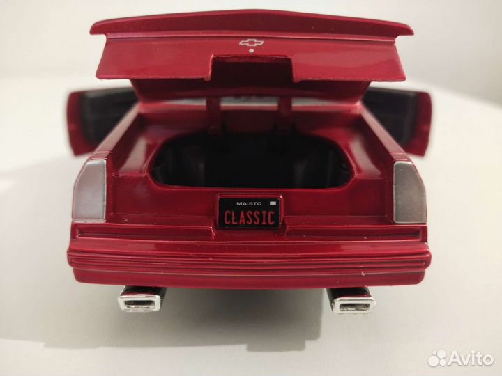 Модель 1:24, Chevrolet Monte Carlo, новая