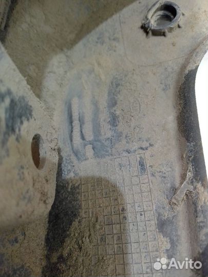 Брызговик задний левый (Kia Sportage)