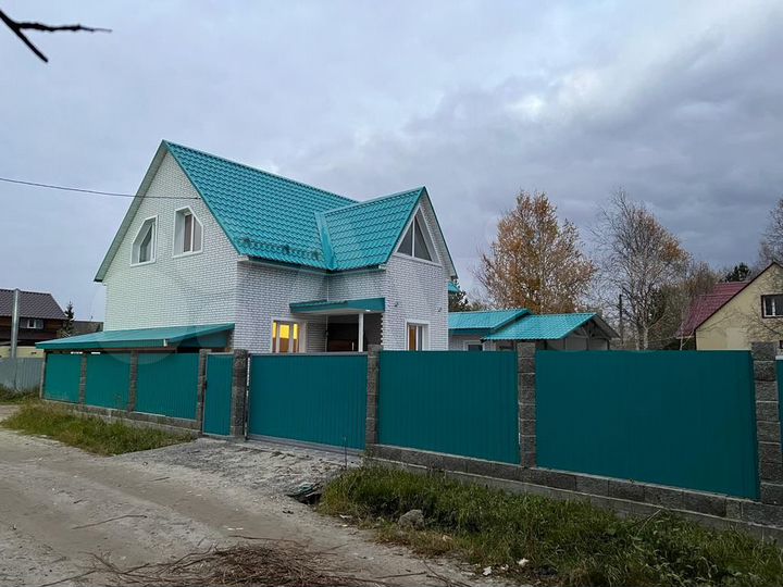 Дом 132 м² на участке 5,5 сот.