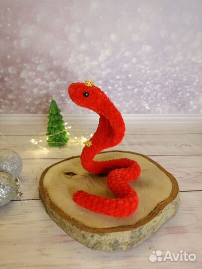 Змеи коброчки из плюшевой пряжи