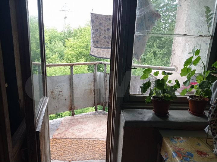Комната 16 м² в 9-к., 4/5 эт.