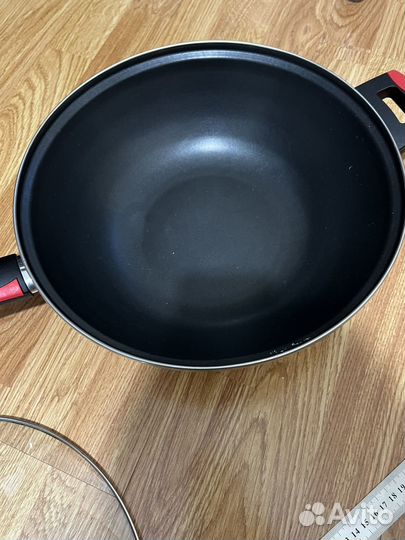 Сковорода антипригарная вок