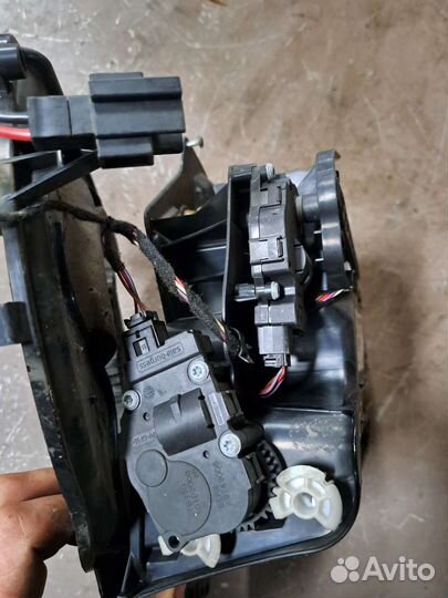 Корпус моторчика печки BMW f01